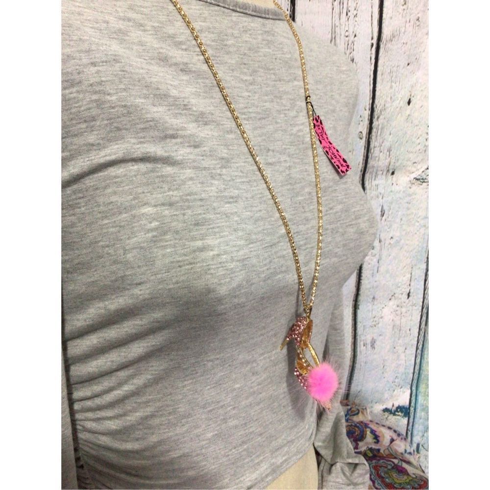 NWT Betsey Johnson Pink & Gold Rhinestone Shoe Pendant Adjustable Chain - Picture 2 of 15
